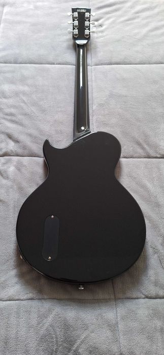 Harley Benton SC-Junior Preta
Série Vintage