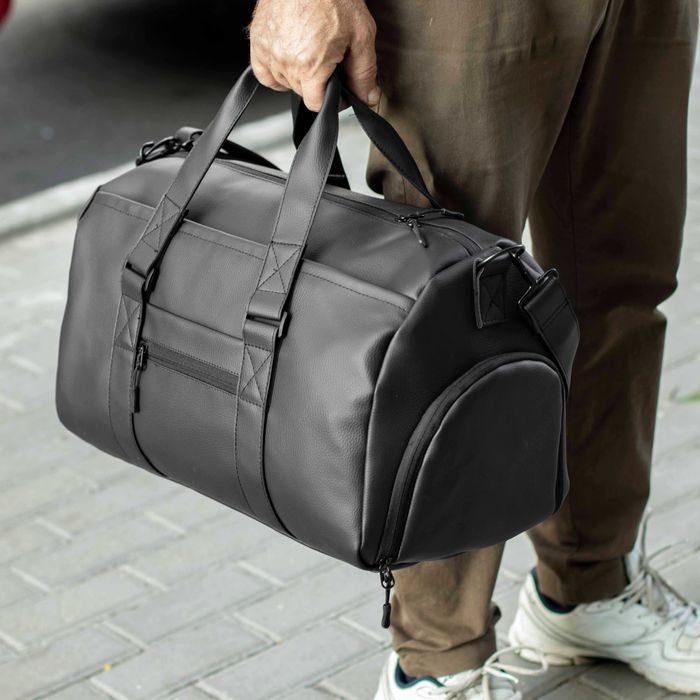 Спортивна дорожня сумка Doorman з відділення для взуття і мокрих речей