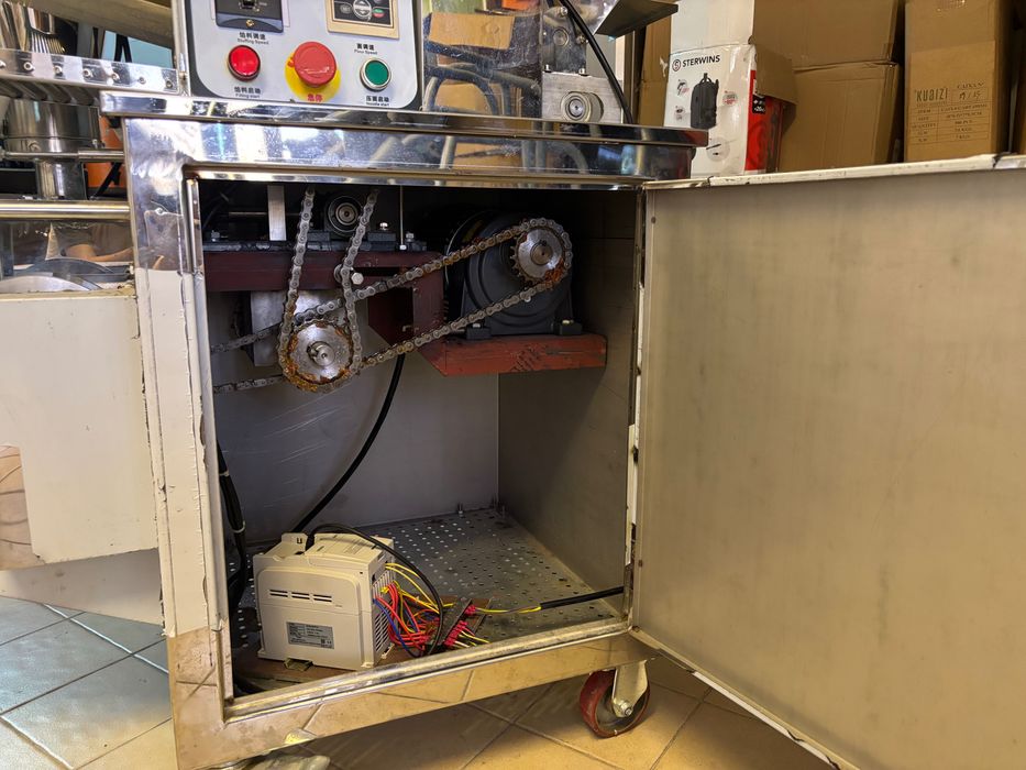 Máquina Industrial Automática de Dumplings / Ravioli HESTIA JGB-210