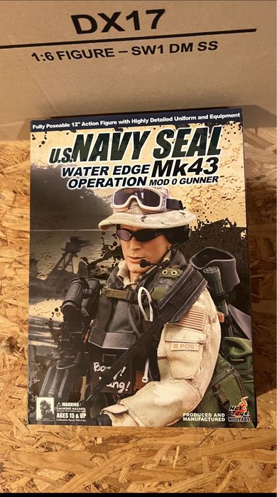 NAVY SEAL（WATER EDGE MK43） 1:6 scale Hot Toys US Navy SEAL Water Edge Operation MK43