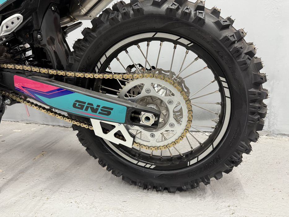 Ендуро GEON Dakar GNS300R