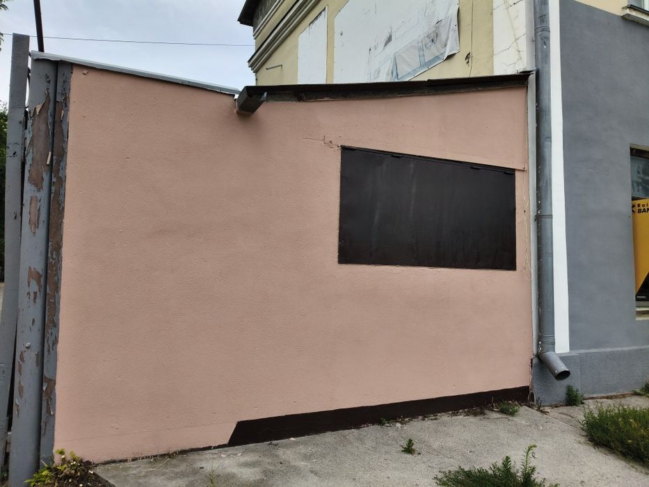 Продаж 6 метрів, окремий вхід під майстерню, кавярню