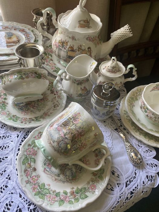 Колекційний англійський фарфор Royal Doulton / Brambly Hedge