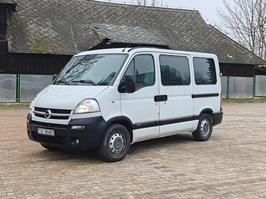 Opel Movano Opla Movano z silnikiem 2.5 CDTI o mocy 145 KM i 6-biegowy półautomat