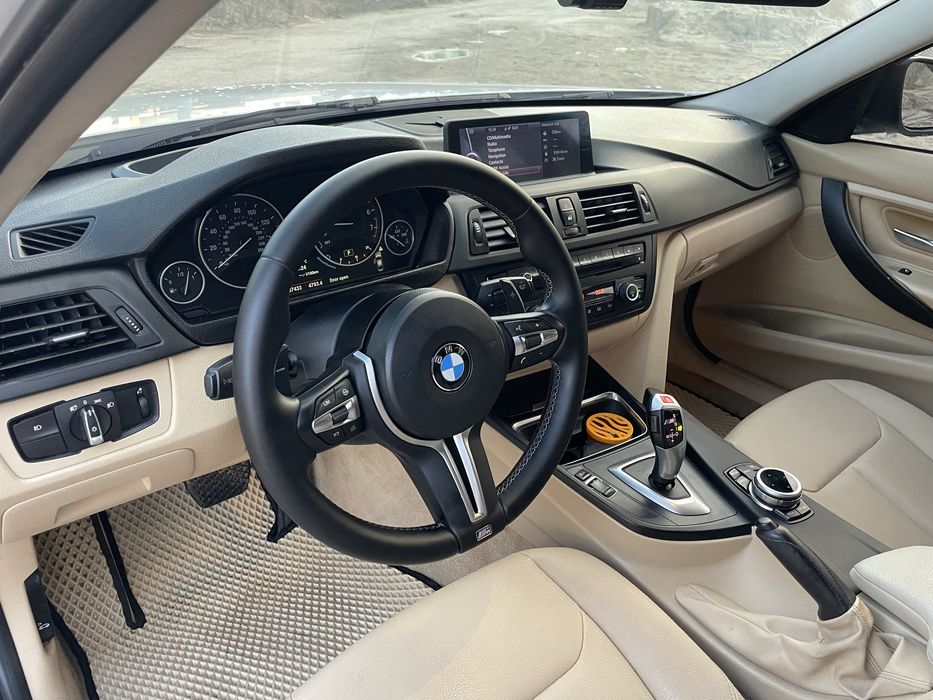 BMW F30 328  2012 год