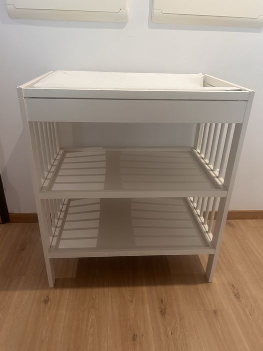 Conjunto Berço + Muda Fraldas + Roupa Cama