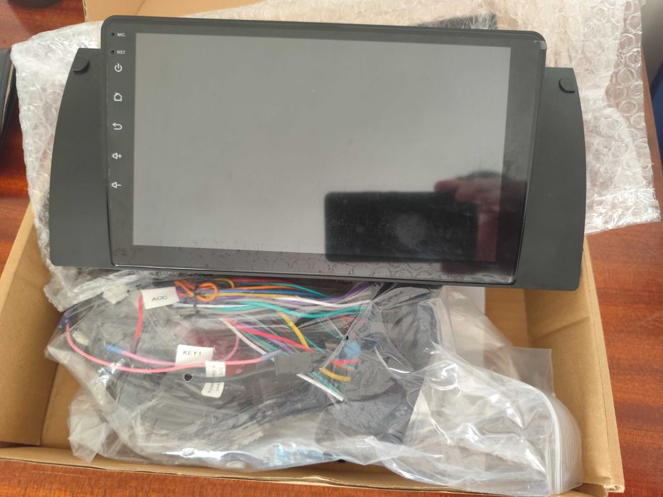 Rádio Android BMW E39 - E53 com carplay,• GPS BLUETOOTH + câmara