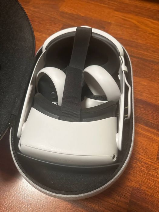 VR Set OCULUS Quest 2 128GB + Крепление с аккумулятором Elite Strap w/battery + Оригинальный чехол
