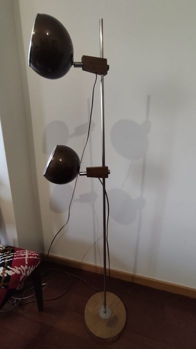 Candeeiro de chão Temde