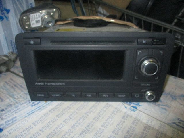 Rádio / auto-rádio AUDI A3 (8P1)