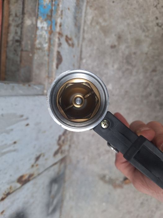 Паливорозданий кран ZVA 25