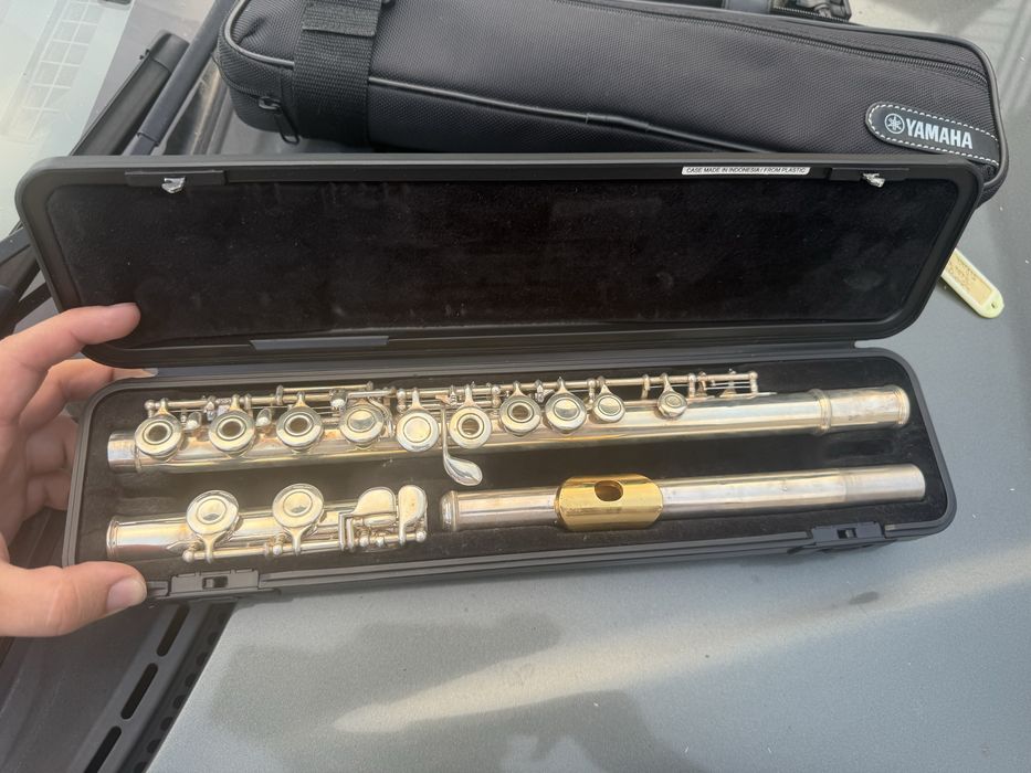 Flauta transversal Yamaha plu2