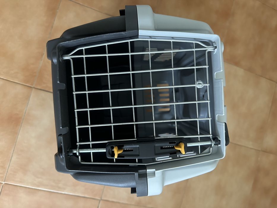 Caixa de transporte de gato