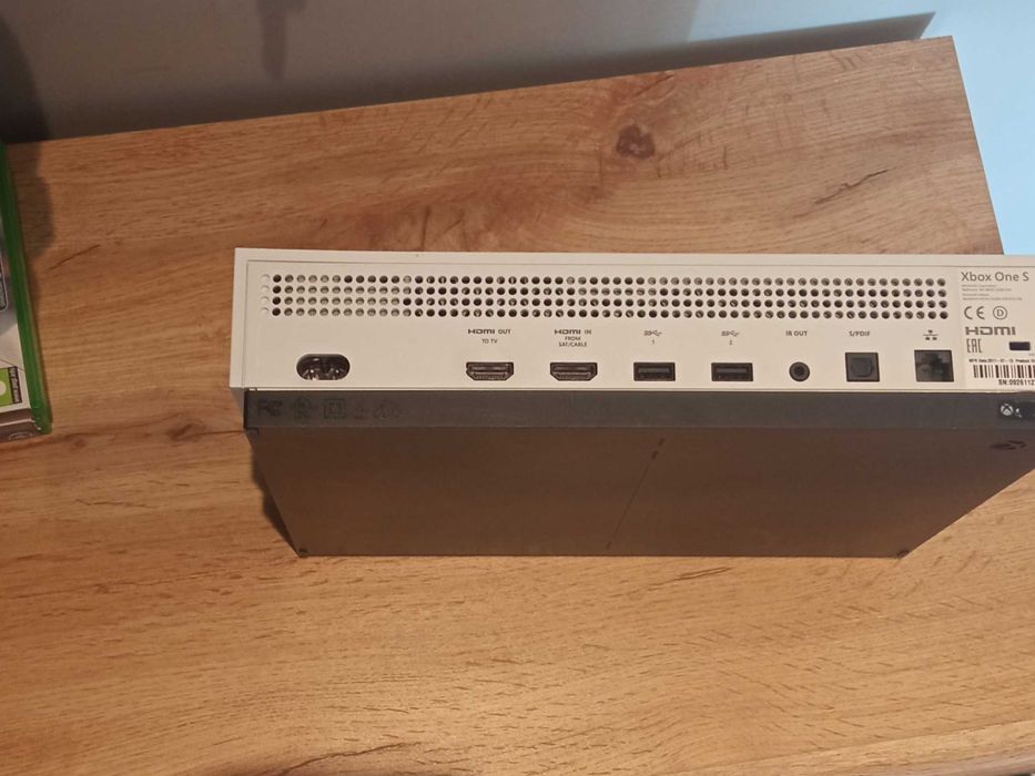 Konsola Xbox One S, pad biały, 3 gry, HDMI