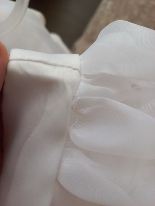 Святкова сукня для дівчинки