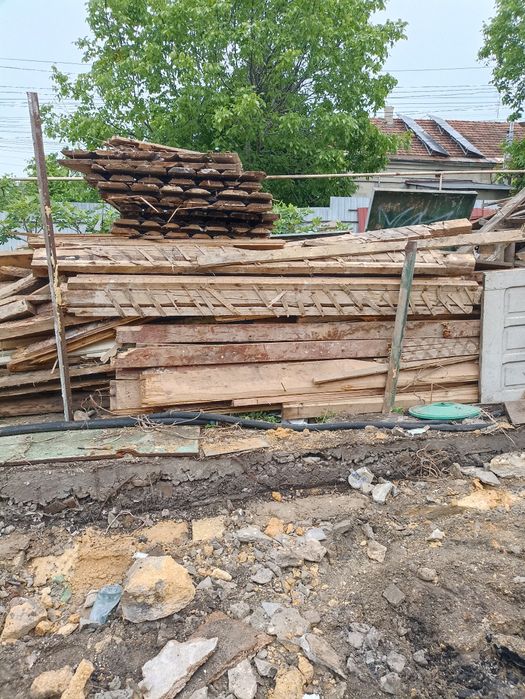 Дрова сухие, 10+ складометров.