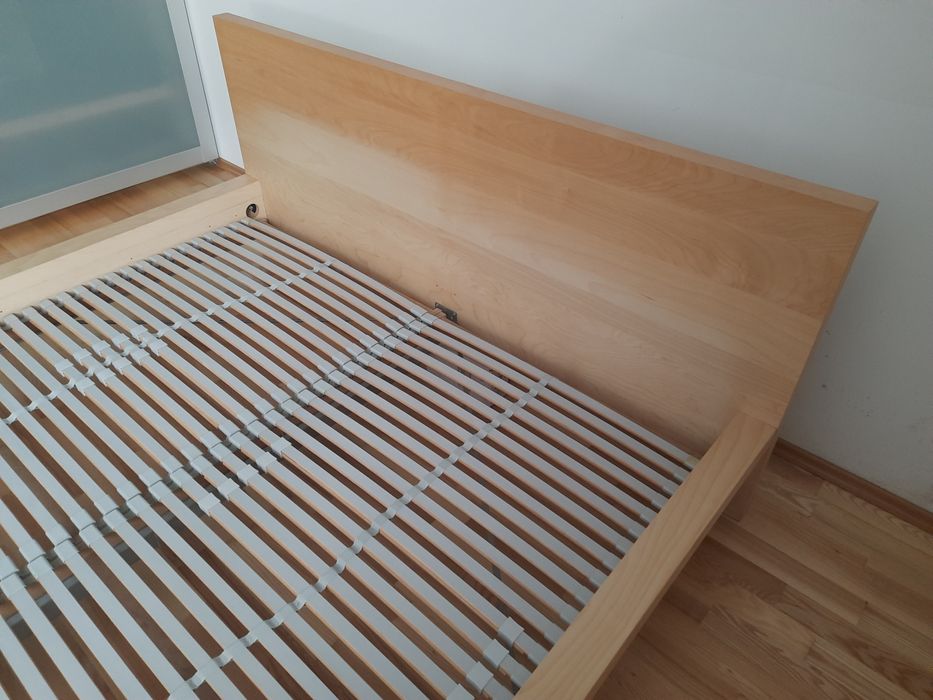 Rama łóżka malm ikea 160x200 ze stelażem