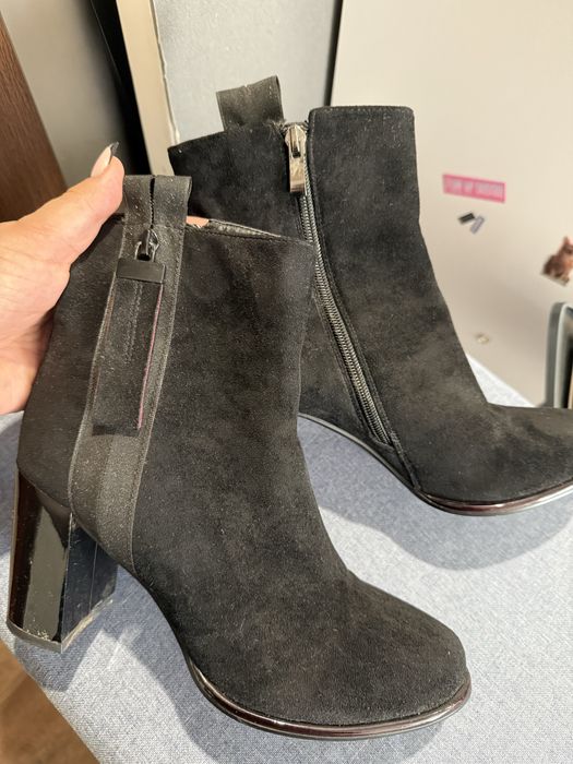 Демісезонні черевички сапожки 40 розмір