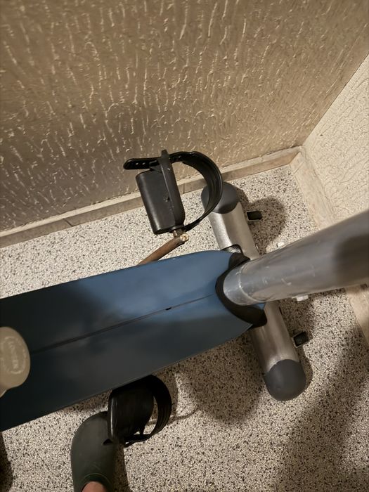 Bicicleta estatica  avariada