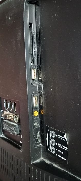 TV LED 32" TOSHIBA + dekoder