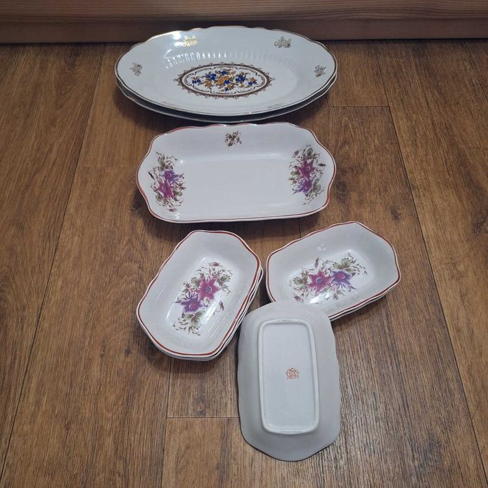 Фарфоровий посуд