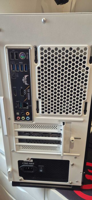 PC Gaming / Workstation Ryzen 5 3600 + RTX 2060 Super 8GB + ASUS TUF B550M-PLUS