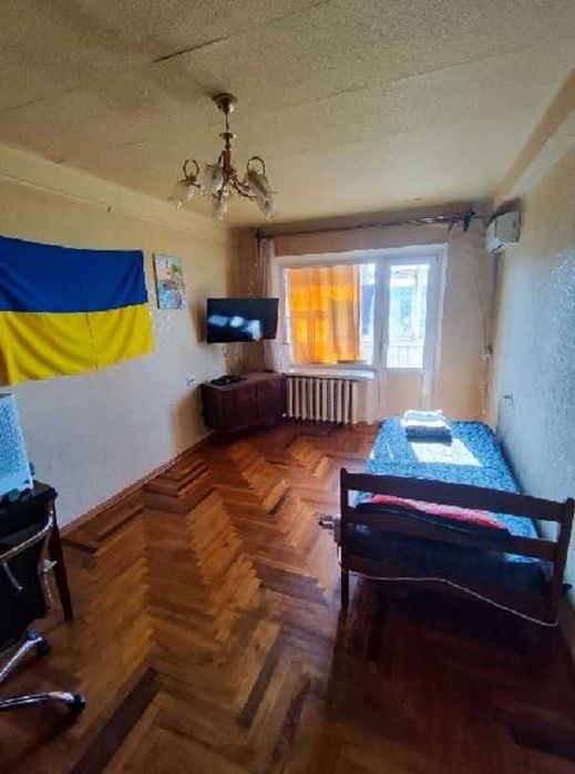 Продаётся 1 ком. кв. ул. Академика Александрова  на Осипке.