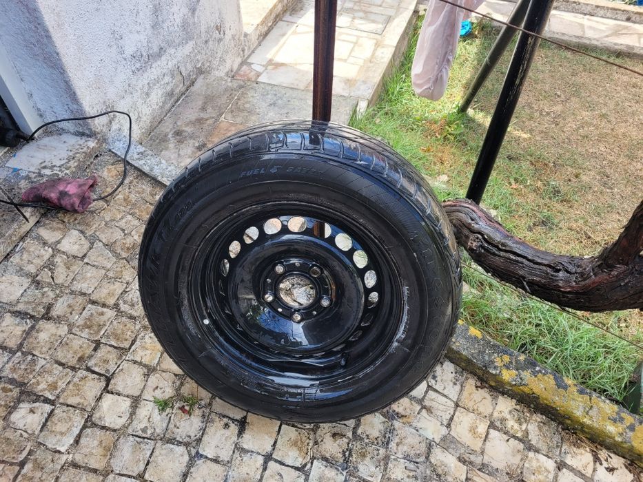 Jante e pneu para bmw