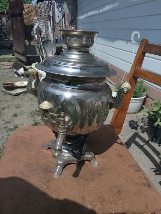Продам самовар старінний