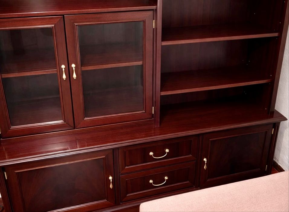 Cristaleira em Madeira Maciça – Móvel Sala Jantar Clássico 2m