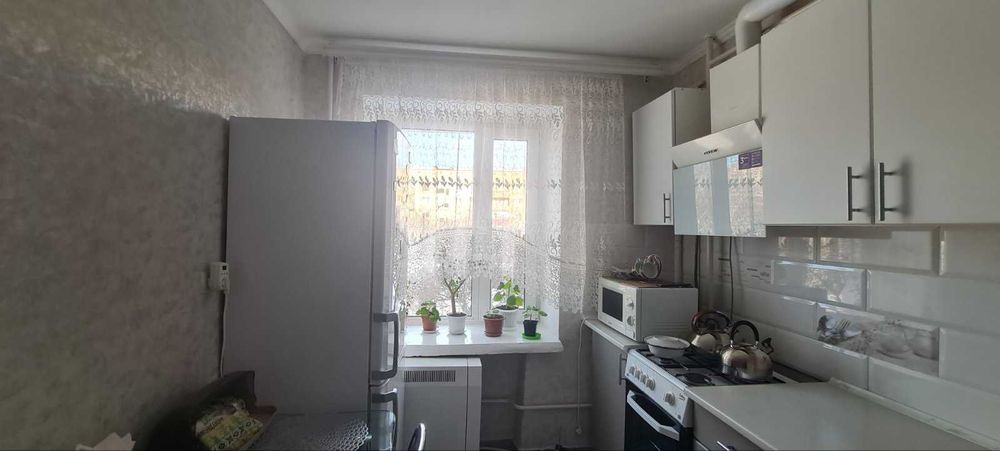 Оренда кімнати в 3 кімнатній квартирі