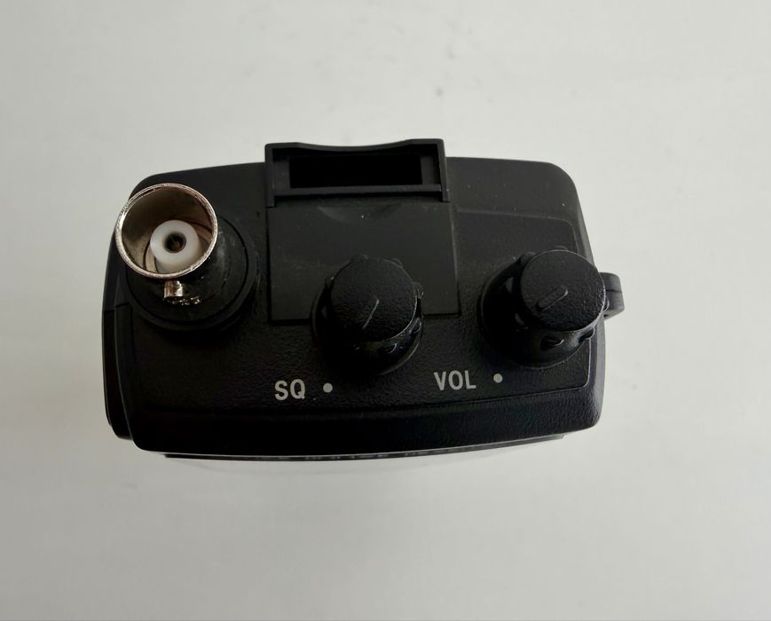 Rádio Scanner AOR AR8200, como novo