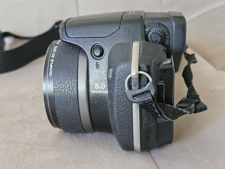 Olympus SP-560uz aparat cyfrowy