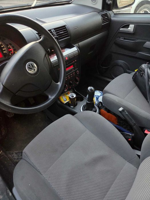 Syndyk sprzeda Volkswagen Fox 1.2 2010r.