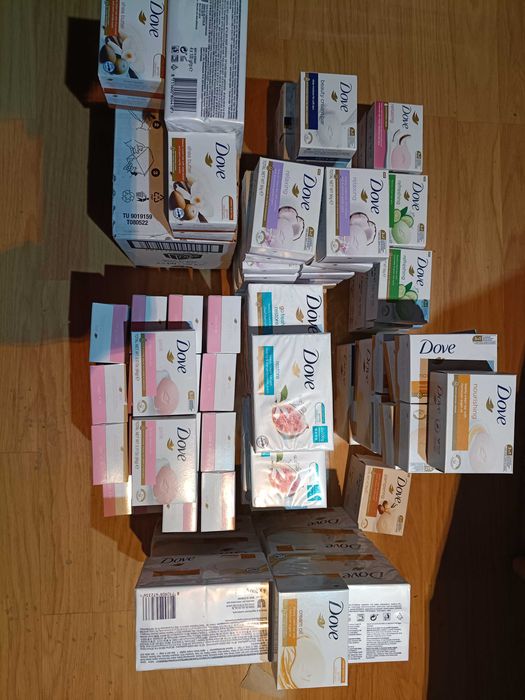 Mydło DOVE. Kostki 90 i 100 g. 157 sztuk. PROMOCJA. ~2,39 zł za sztukę