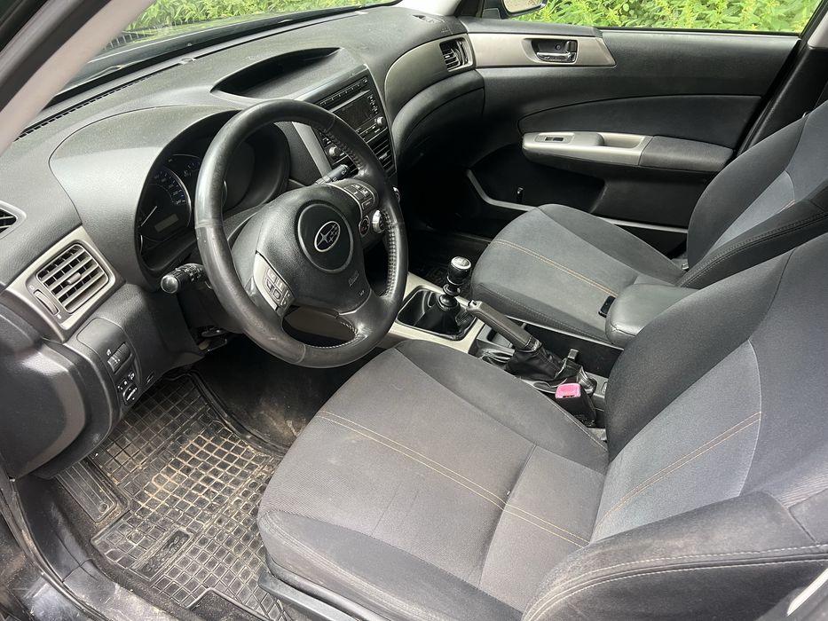 Свіжий Subaru Forester 2010 року