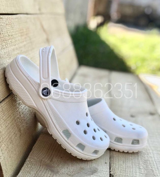 Чоловічі та Жіночі Білі Класичні Крокси Crocs Classik