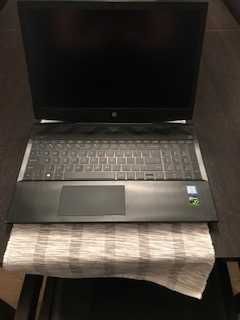 Laptop gamingowy HP pavilion