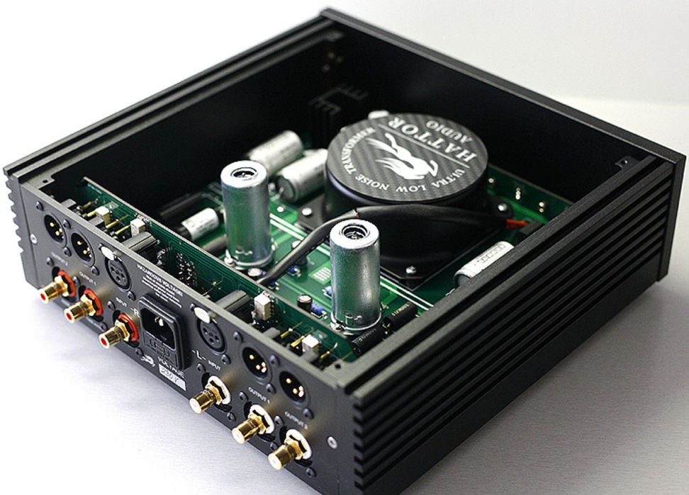 Hattor Audio – The Big Pré amplificador + tube stage