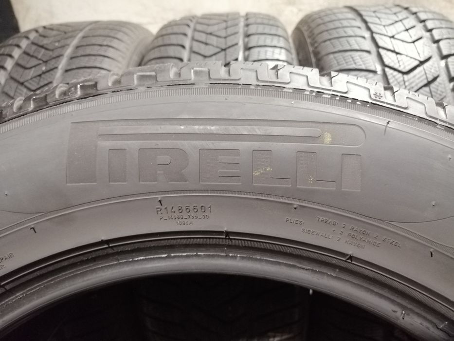235/60R18 107H M+S Pirelli Scorpion Winter