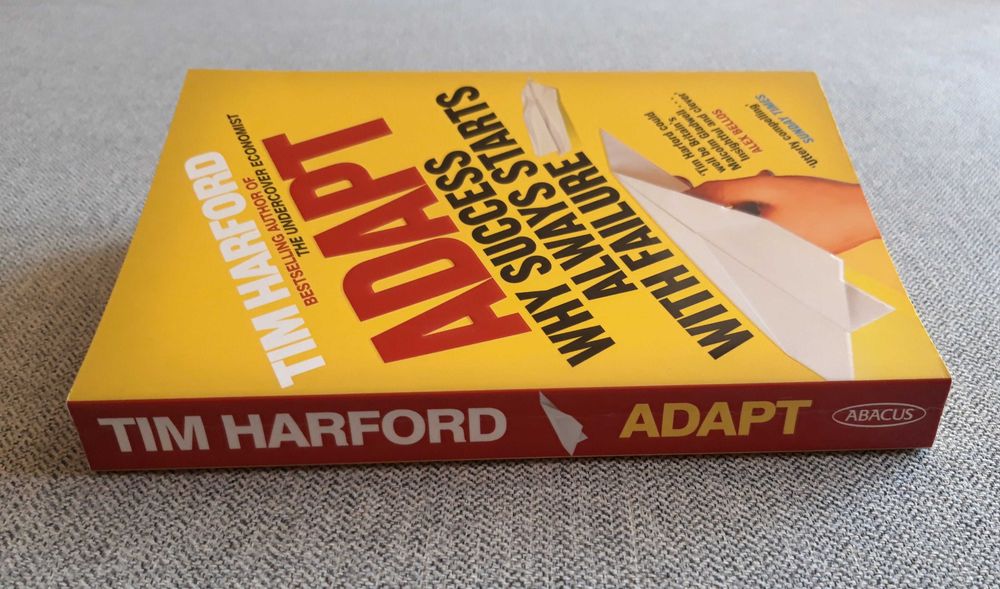 Livro "Adapt" de Tim Harford