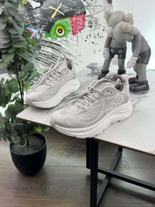 Кросівки Hoka Clifton 10 36 розмір Е16683