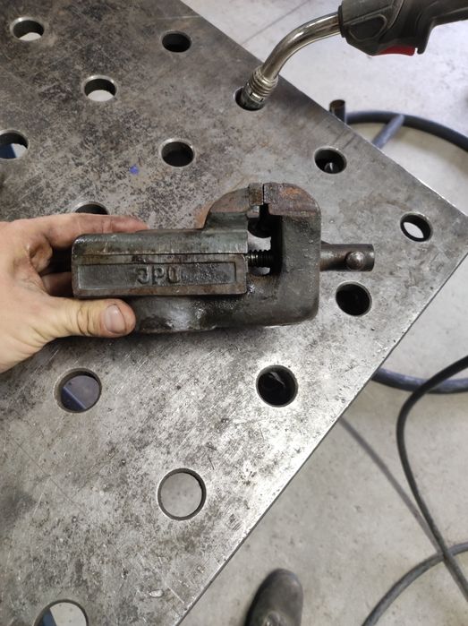 Małe dokładne imadło