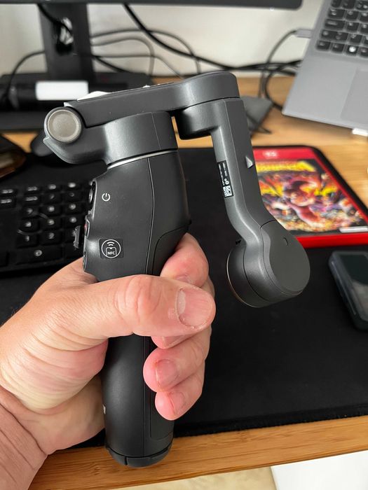 DJI Osmo Mobile 8 – Estabilizador para Smartphone
