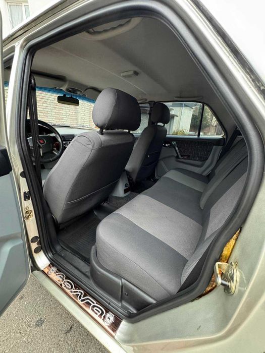 ПРОДАМ ГАЗ ВОЛГА 31105.801..змз406.перший власник салону.НОВА