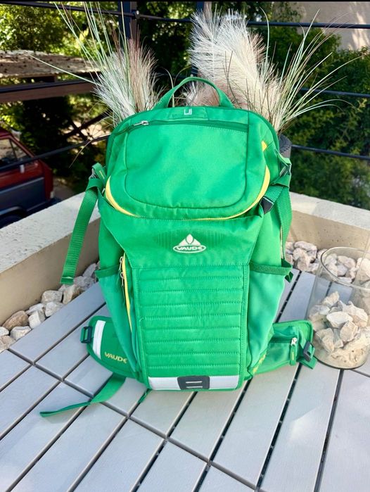 Mochila VAUDE Tracer 12 (-75%) Mochila de caminhada com sistema de hidratação