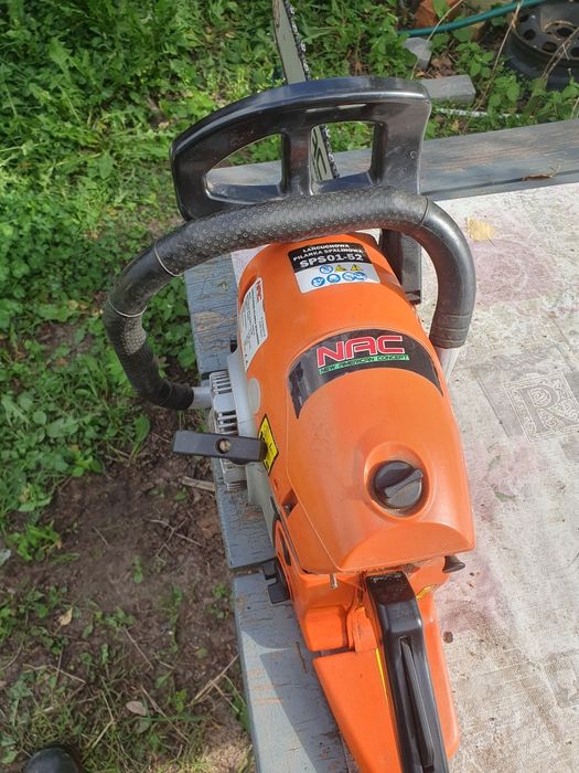 Polecam pilė spalinowu