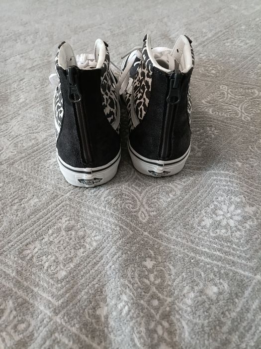 Vans tamanho 37 usadas 1 vez