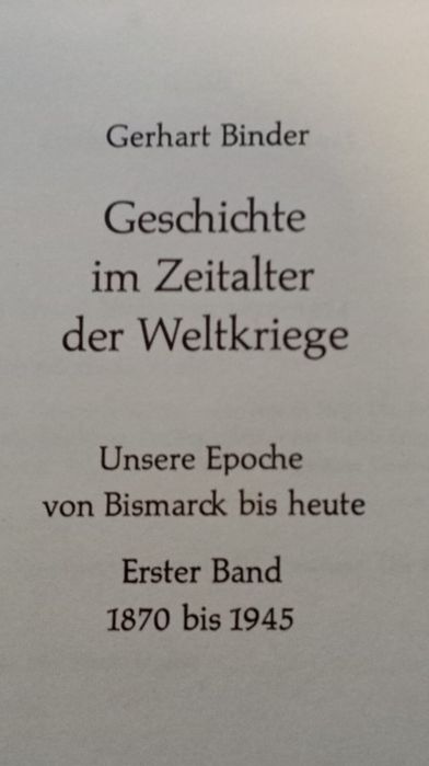 Vendo livros antigos de história alemã - Guerras mundiais