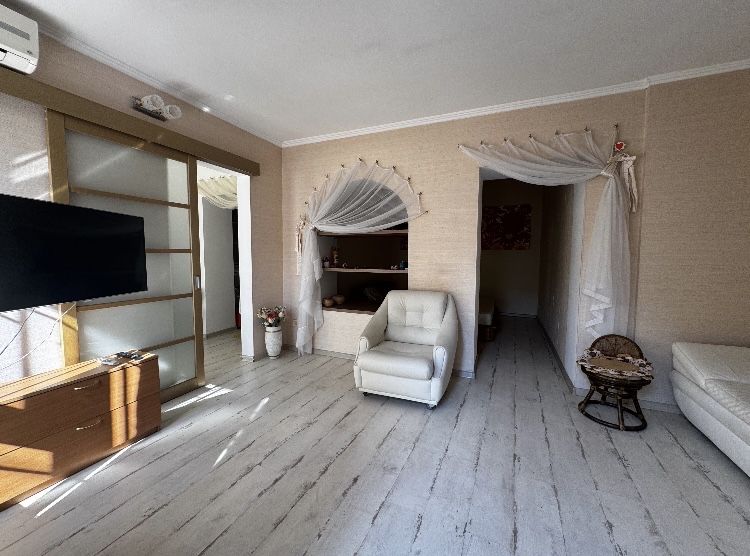 Уютный дом на Фонтане. Длительная аренда